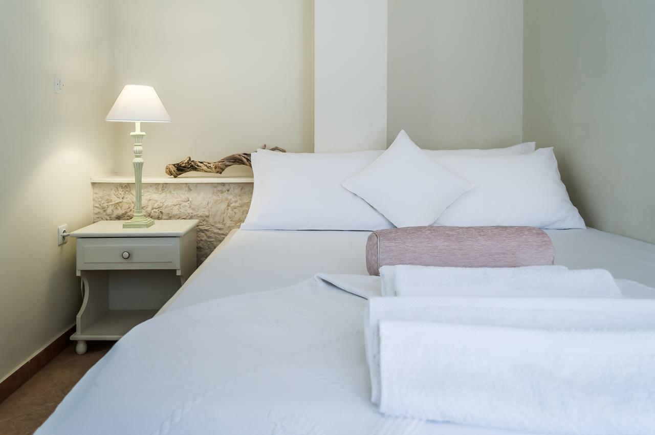 Oceanis Rooms Adamantas  Exterior foto